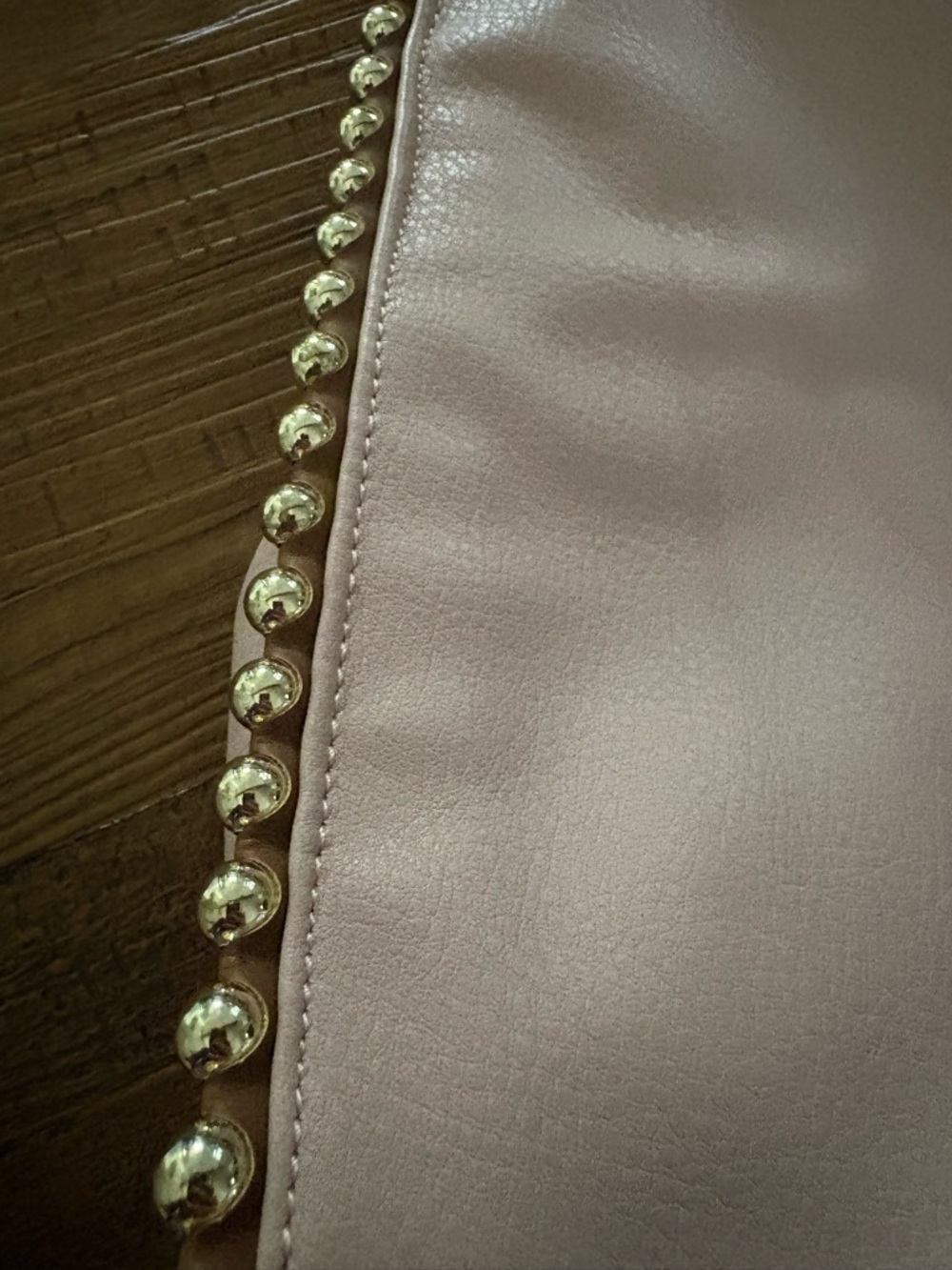 Women’s Leather Shoulder Bag in Blush Pink with Gold Bead Trim - Picture 7 of 7